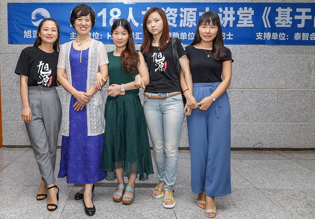 1532940952755683.jpg 1532940952755683.jpg